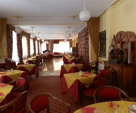 Monte Rosa Otel Verrès